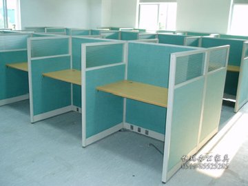 江阴捷豹服装有限公司