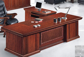 哪些方法可以购买到正规的实木大班台